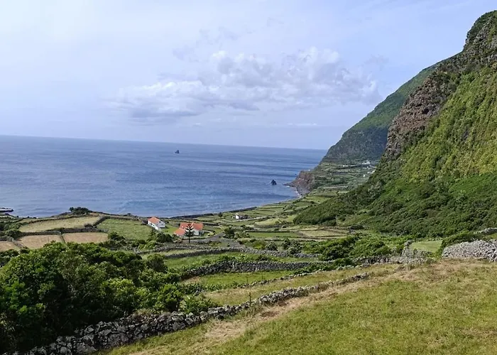 Chez Tronqueira 43 * Faja Grande