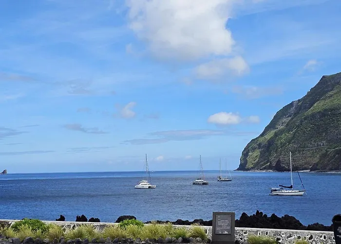 Chez Tronqueira 43 *