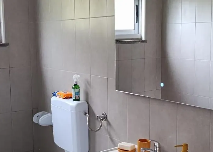 Chez Tronqueira 43 *