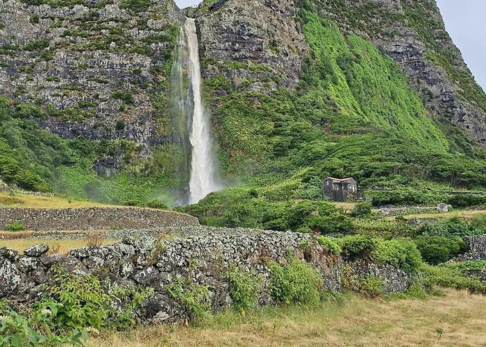 Chez Tronqueira 43 *